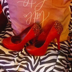 Misc, clothes  very good condition